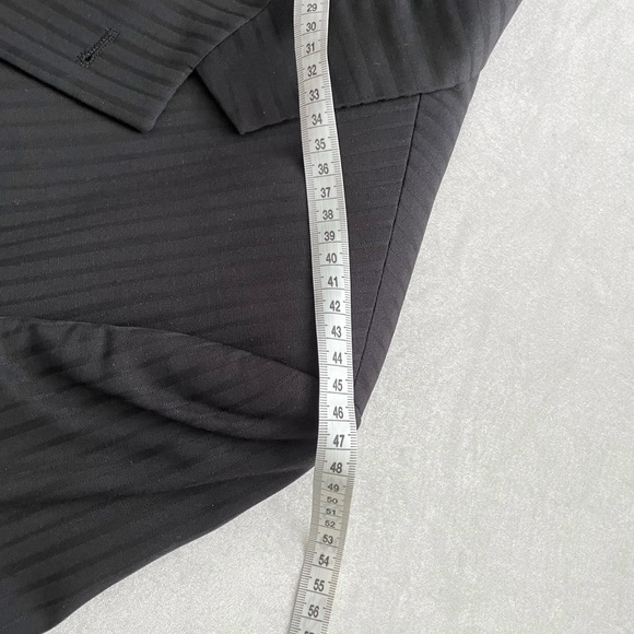 Men’s European Charcoal Suit - Picture 11 of 15